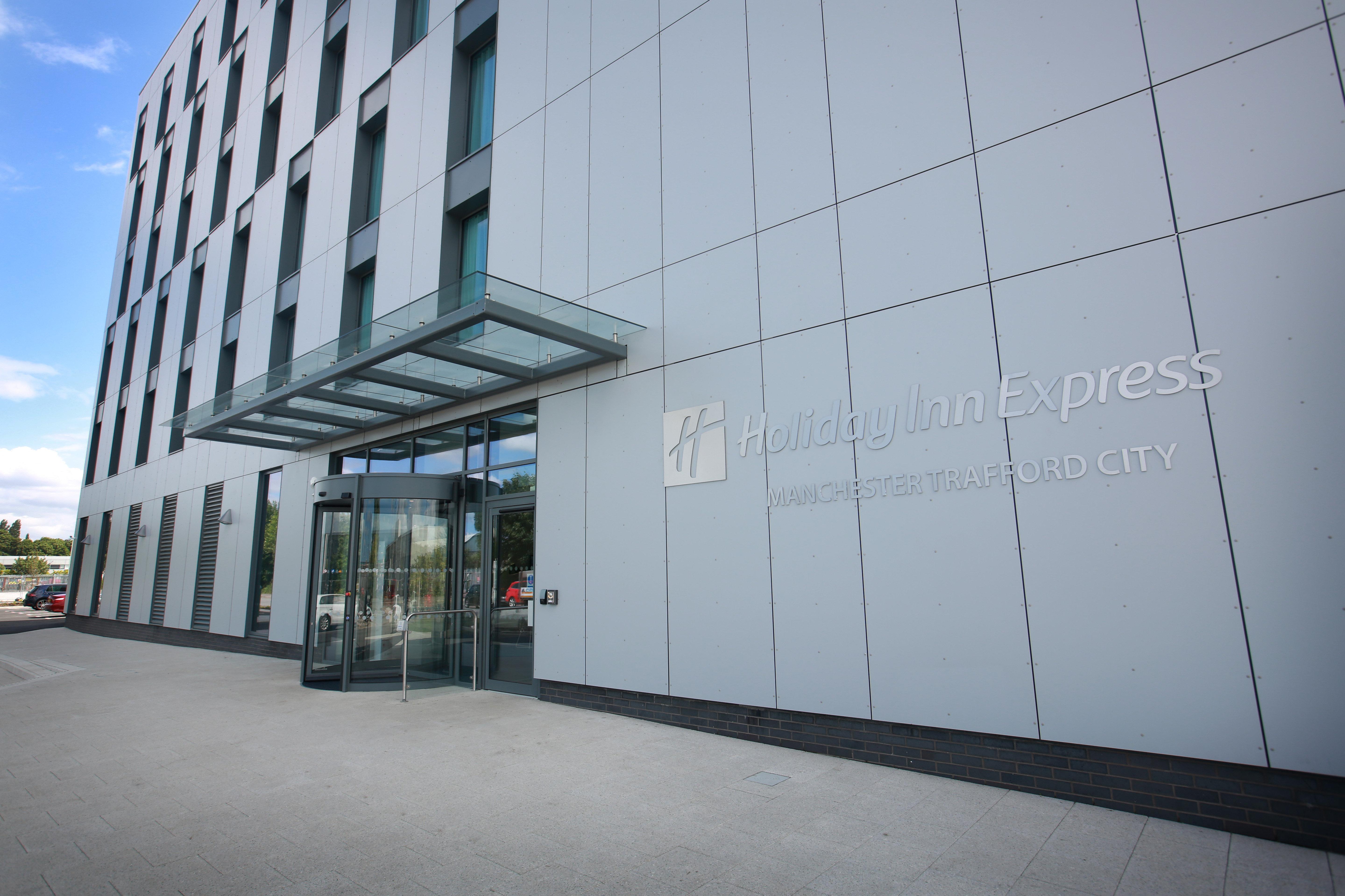 Holiday Inn Express - Manchester - Traffordcity, An Ihg Hotel Exterior photo